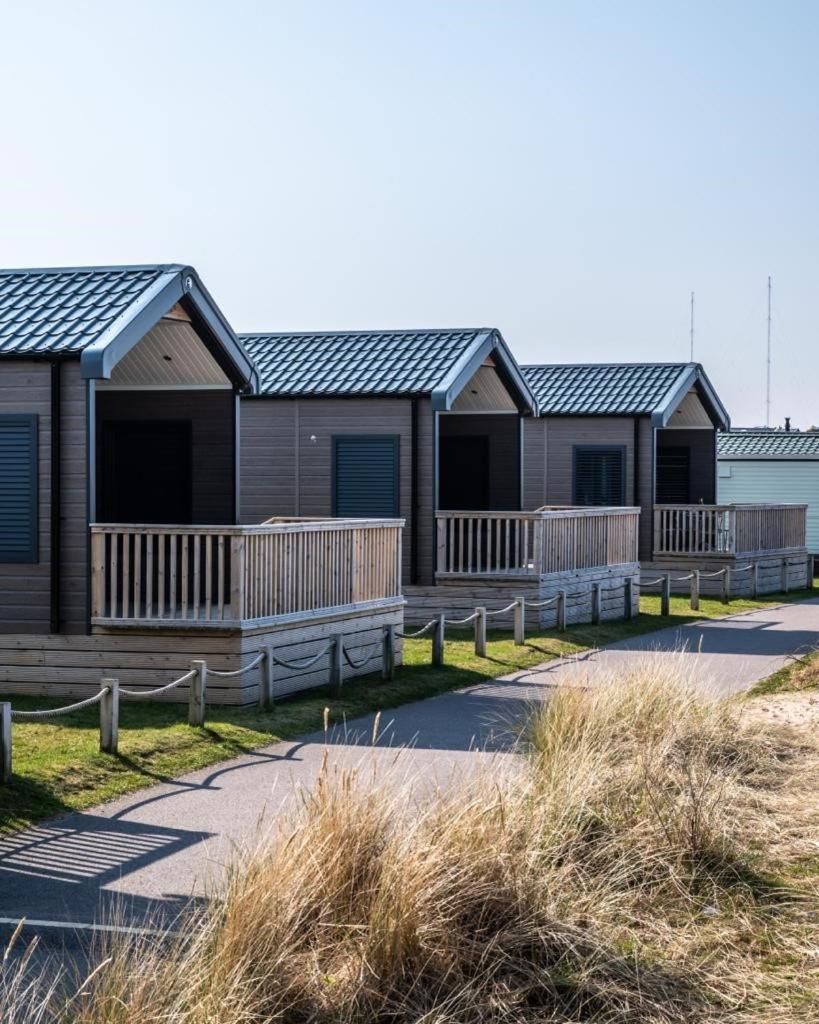 Beach Front Lodge Hopeman Exterior photo